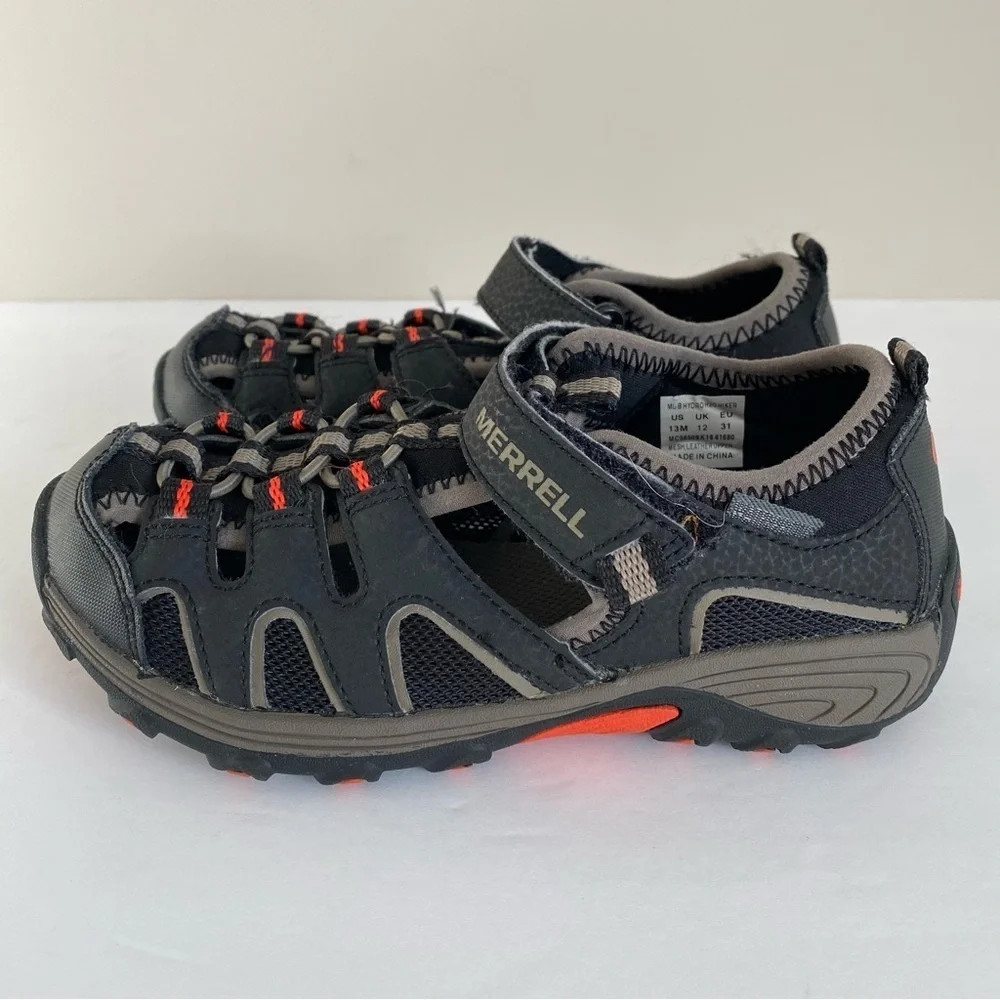 Merrell Kids Black and Gray Closed-Toe Sport Sandals with Orange Highlights
